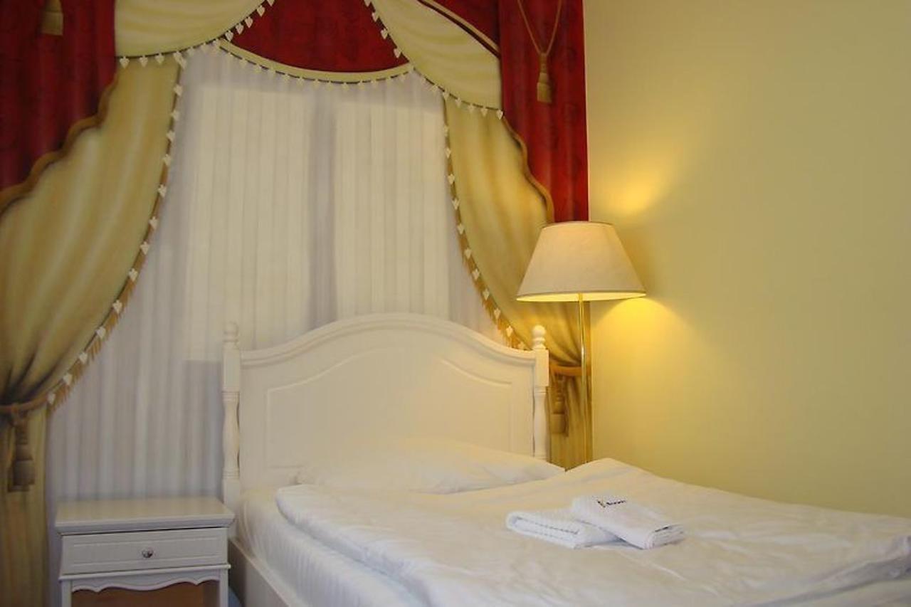 Hotel Saint Petersburg Karlovy Vary Ngoại thất bức ảnh