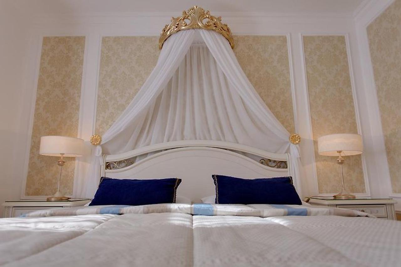 Hotel Saint Petersburg Karlovy Vary Ngoại thất bức ảnh