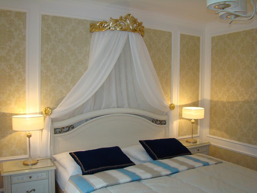 Hotel Saint Petersburg Karlovy Vary Ngoại thất bức ảnh