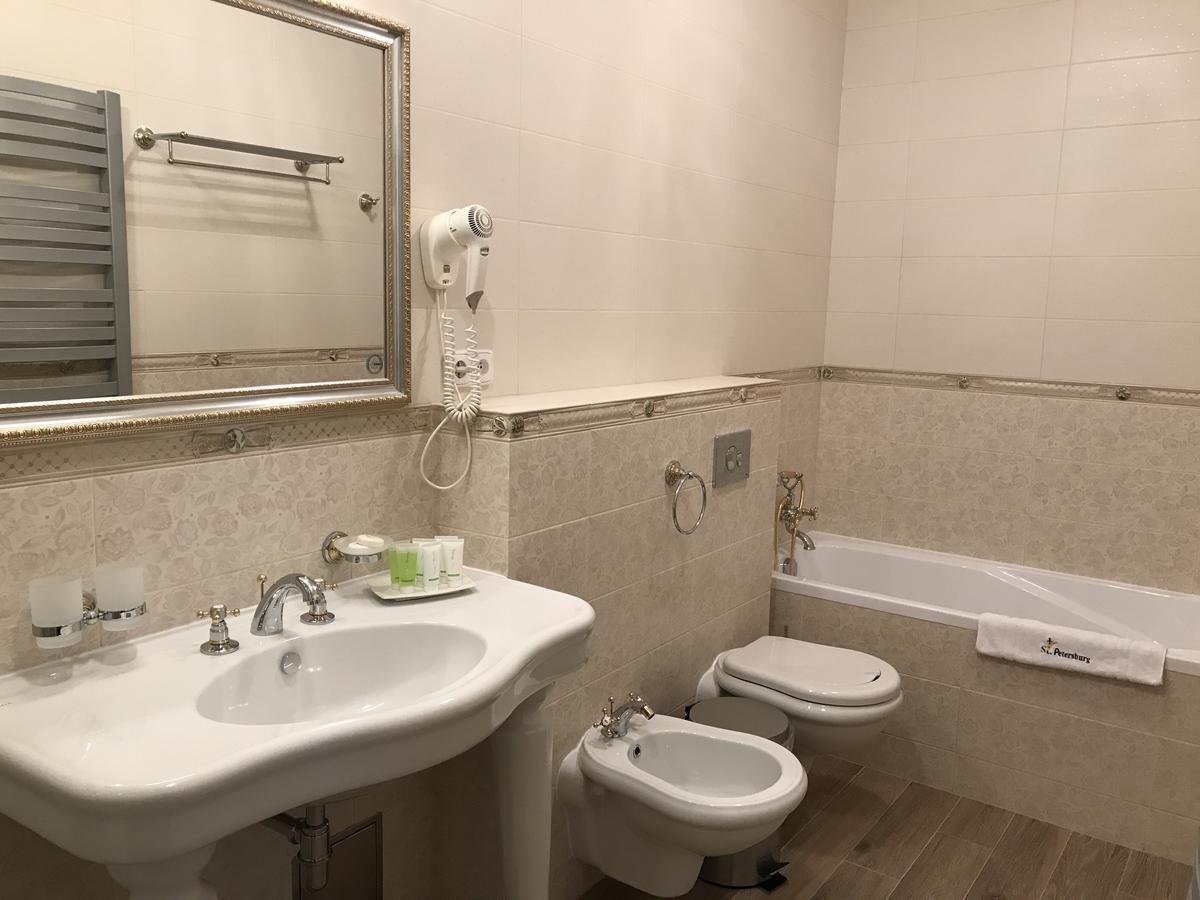 Hotel Saint Petersburg Karlovy Vary Ngoại thất bức ảnh