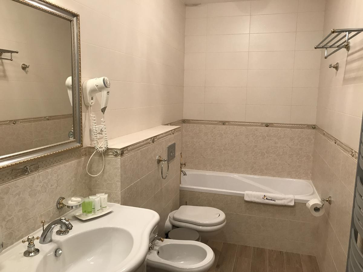 Hotel Saint Petersburg Karlovy Vary Ngoại thất bức ảnh